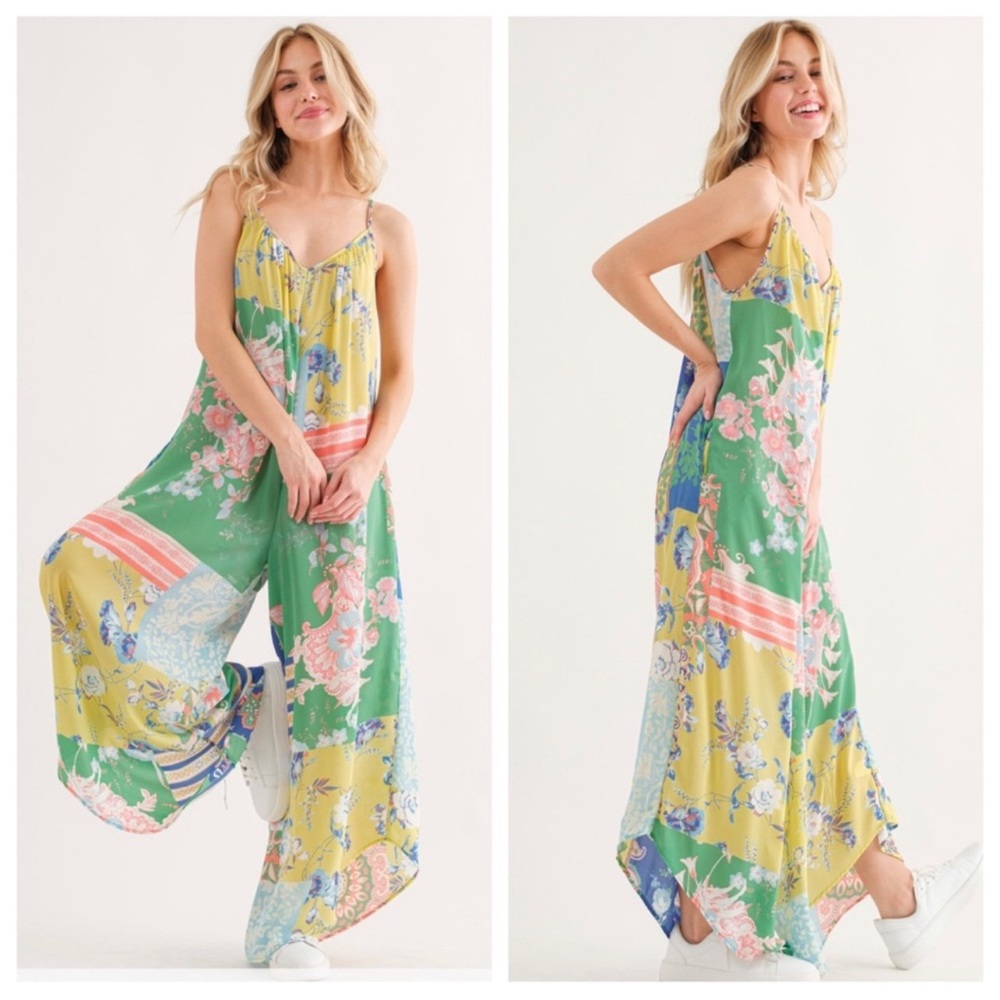 22 Border Print Sleeveless Jumpsuit - Picture 2 of 5